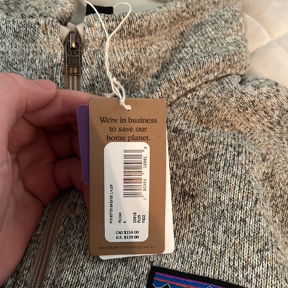 Patagonia quarter zip hoodie. Brand new. Never worn. - Picture 4 of 5